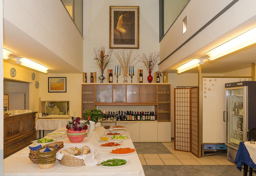 Hotel Le Ginestre 利多迪卡马约雷 外观 照片